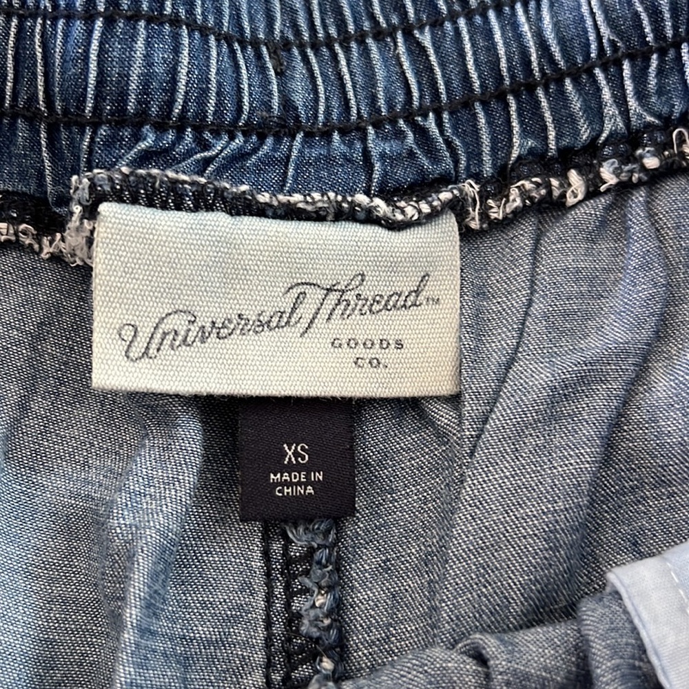 Universal Thread Blue Shorts Size Xs - Picture 3 of 7